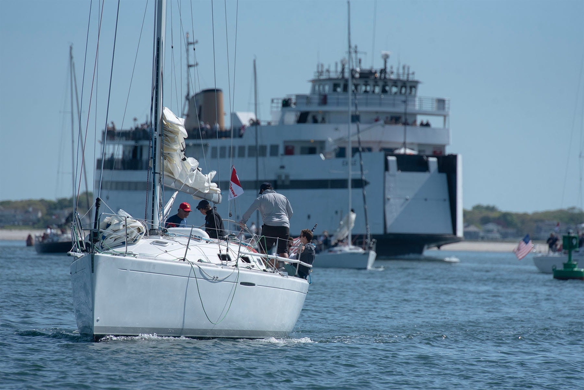 sailboat race hyannis to nantucket