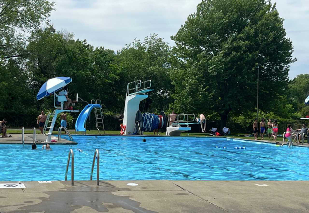 Summer Vibes: Non-Residents Can Enjoy North Jersey Pool Retreats