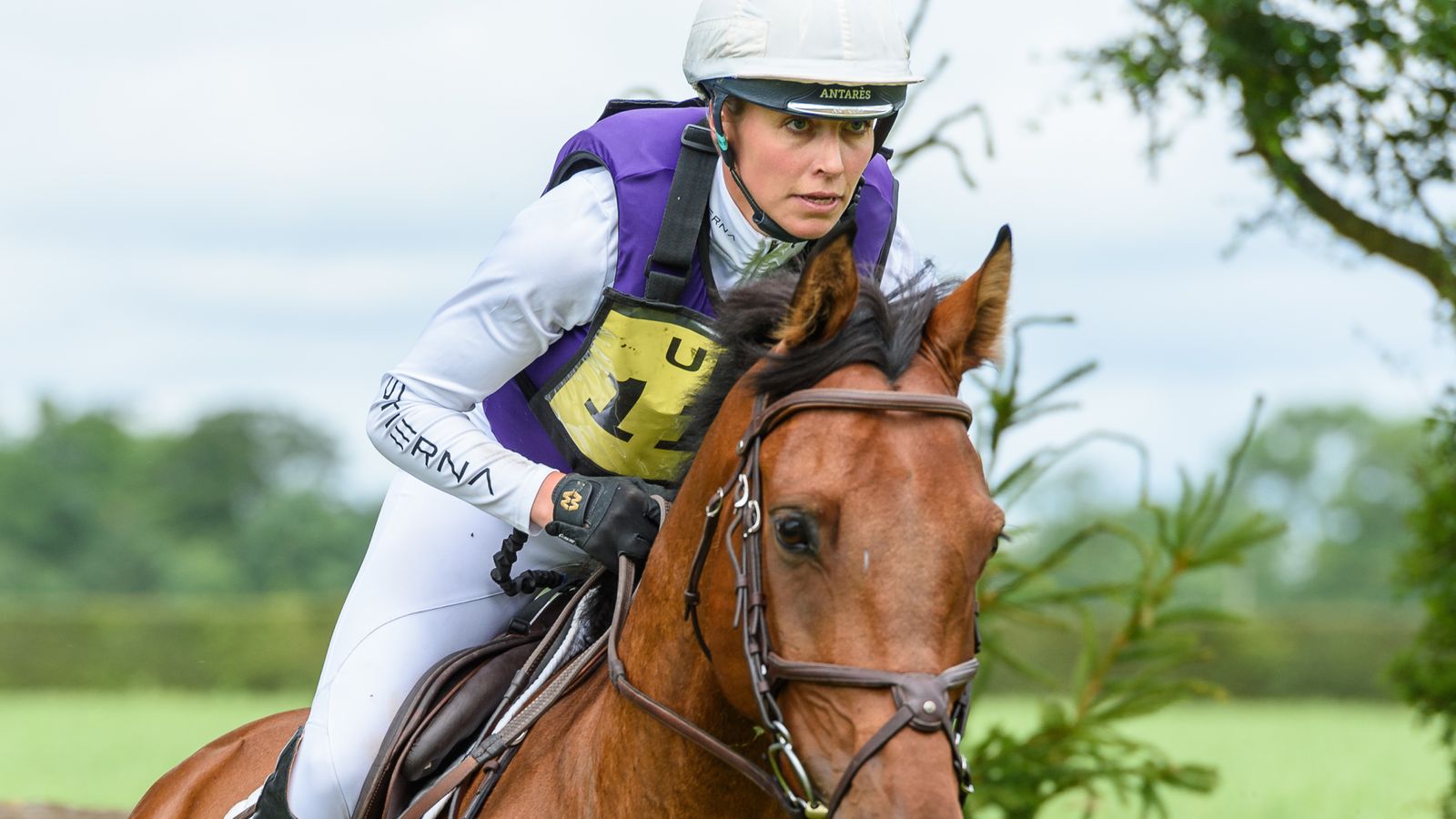 British Horse Rider Who Died In Fall Was 'a Strong, Beautiful And ...