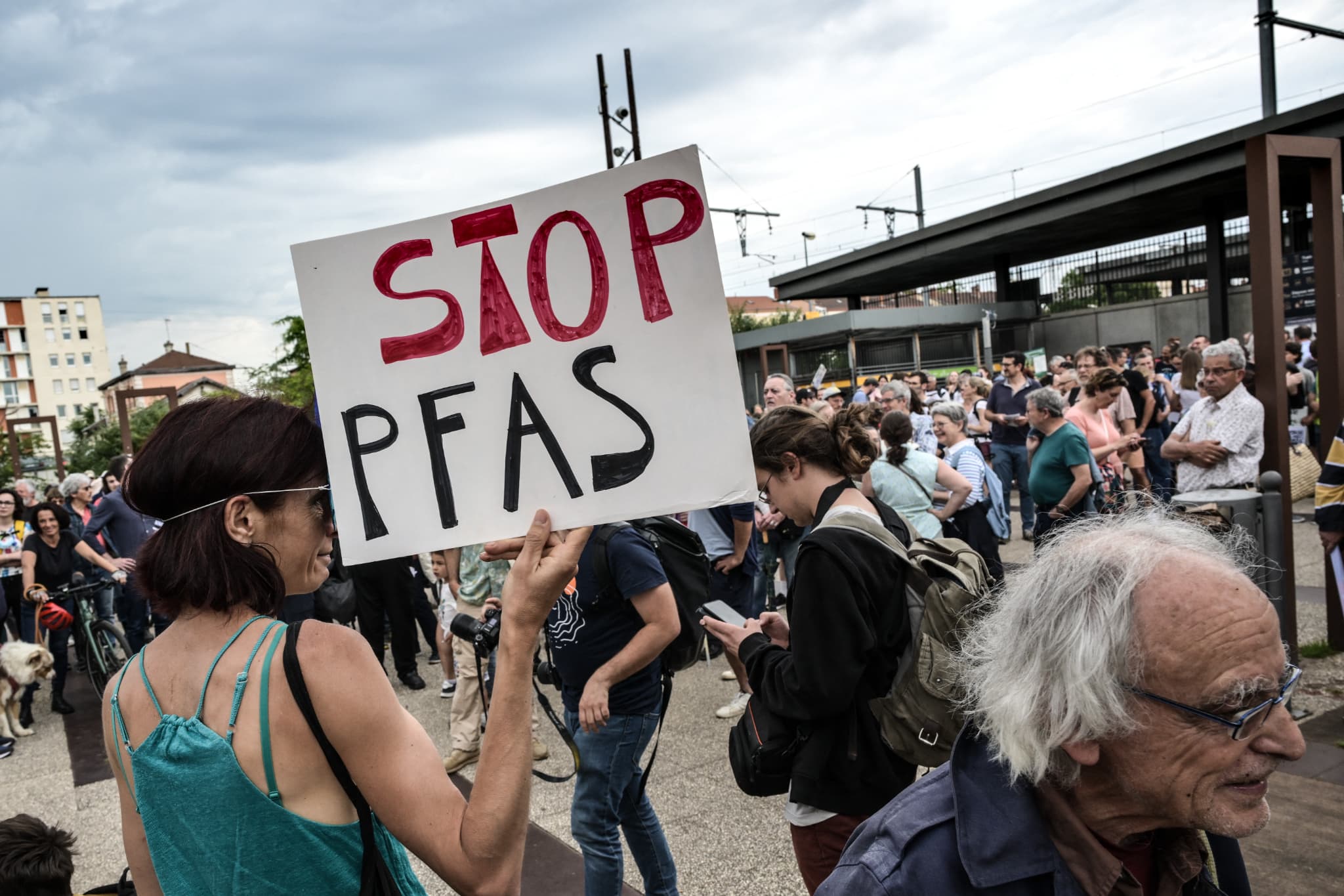 Trois associations mettent en demeure le groupe Seb pour l'utilisation ...