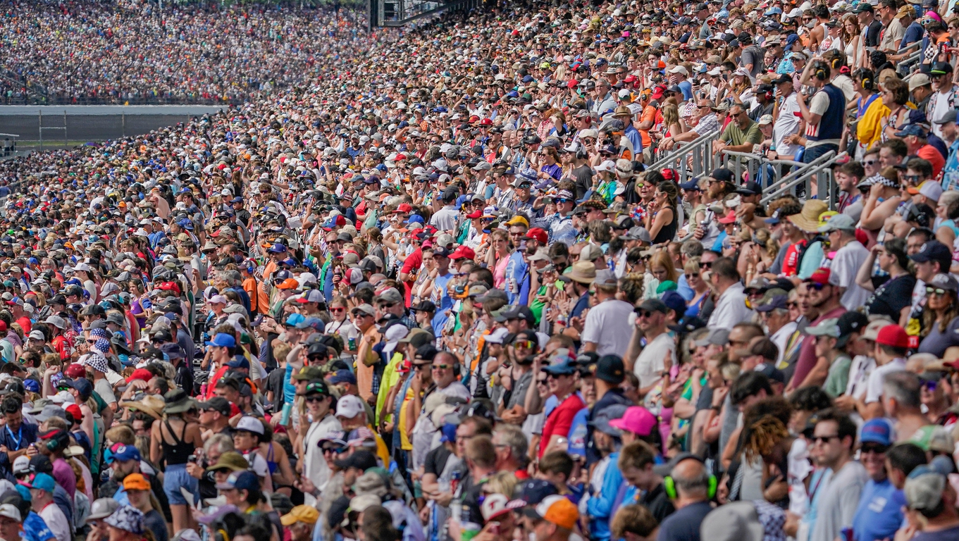 Best photos from the 108th Indy 500