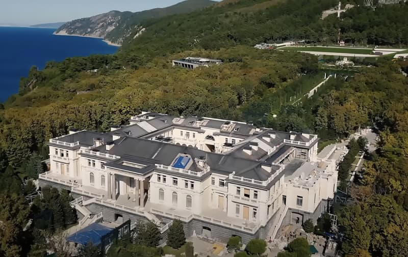 russia claims attack on gelendzhik, home to one of putin's residences