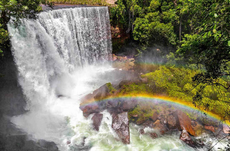 Conheça 16 cachoeiras que inspiram viagens incríveis pelo Brasil