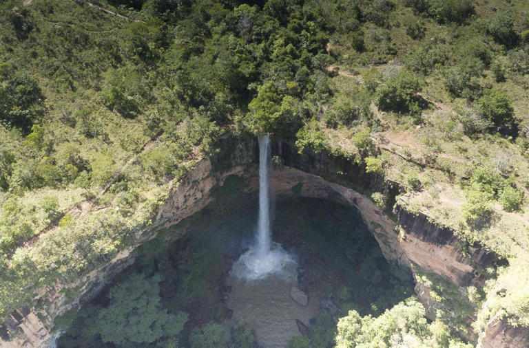 Conheça 16 cachoeiras que inspiram viagens incríveis pelo Brasil