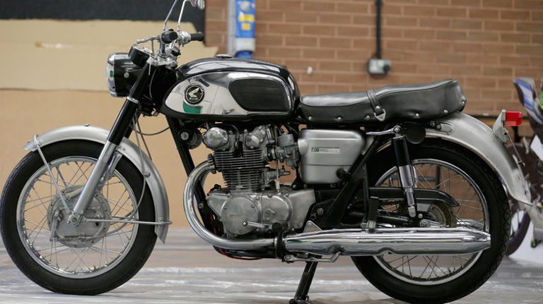 Here's How The Honda CB450 Got Its Name 'Black Bomber'