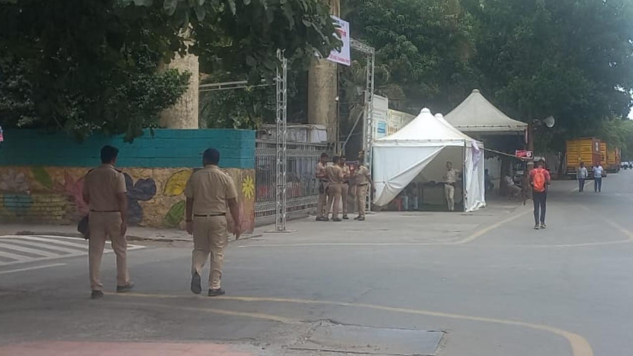 IN PHOTOS Counting of votes begins in Maharashtra security beefed up in ...