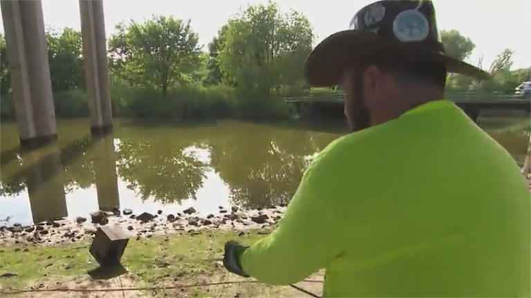 Couple finds $100,000 while magnet fishing in NYC