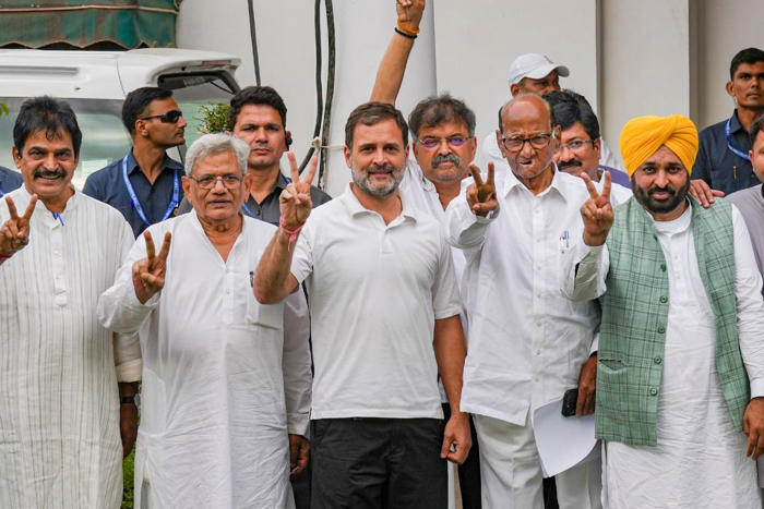 'people don't want modi, shah to run this country': rahul gandhi's first remark as india bloc makes big gains in ls polls
