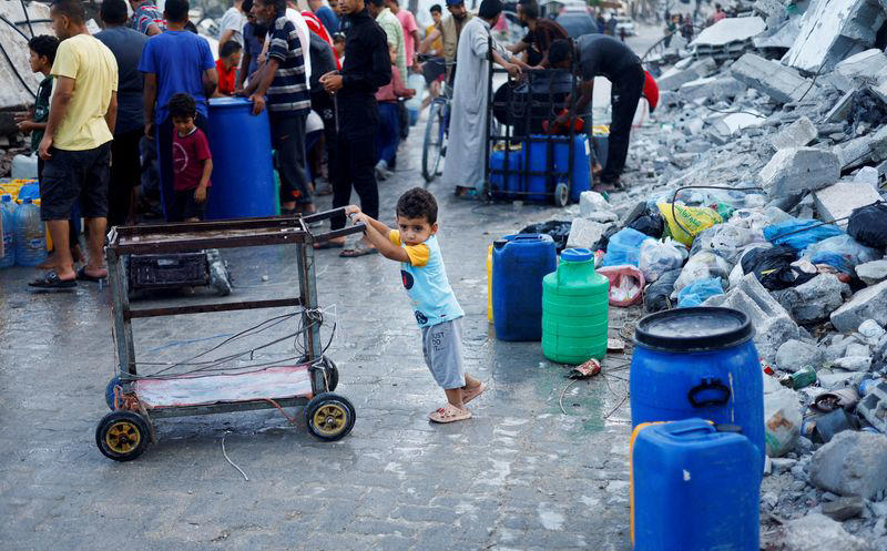 palestinian children dream of school in gaza water queues