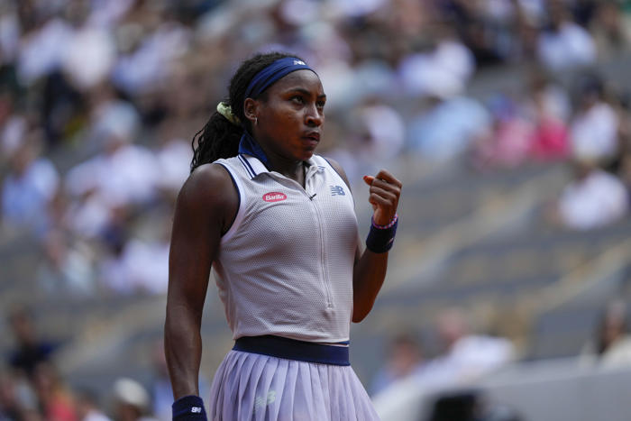 coco gauff returns to the french open semifinals by defeating ons jabeur. iga swiatek could be next