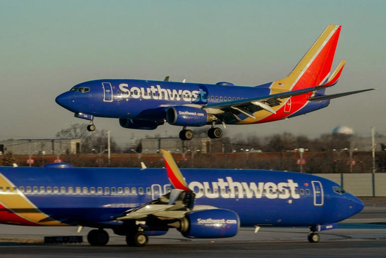 Southwest begins nonstop flights to Nashville from GSP