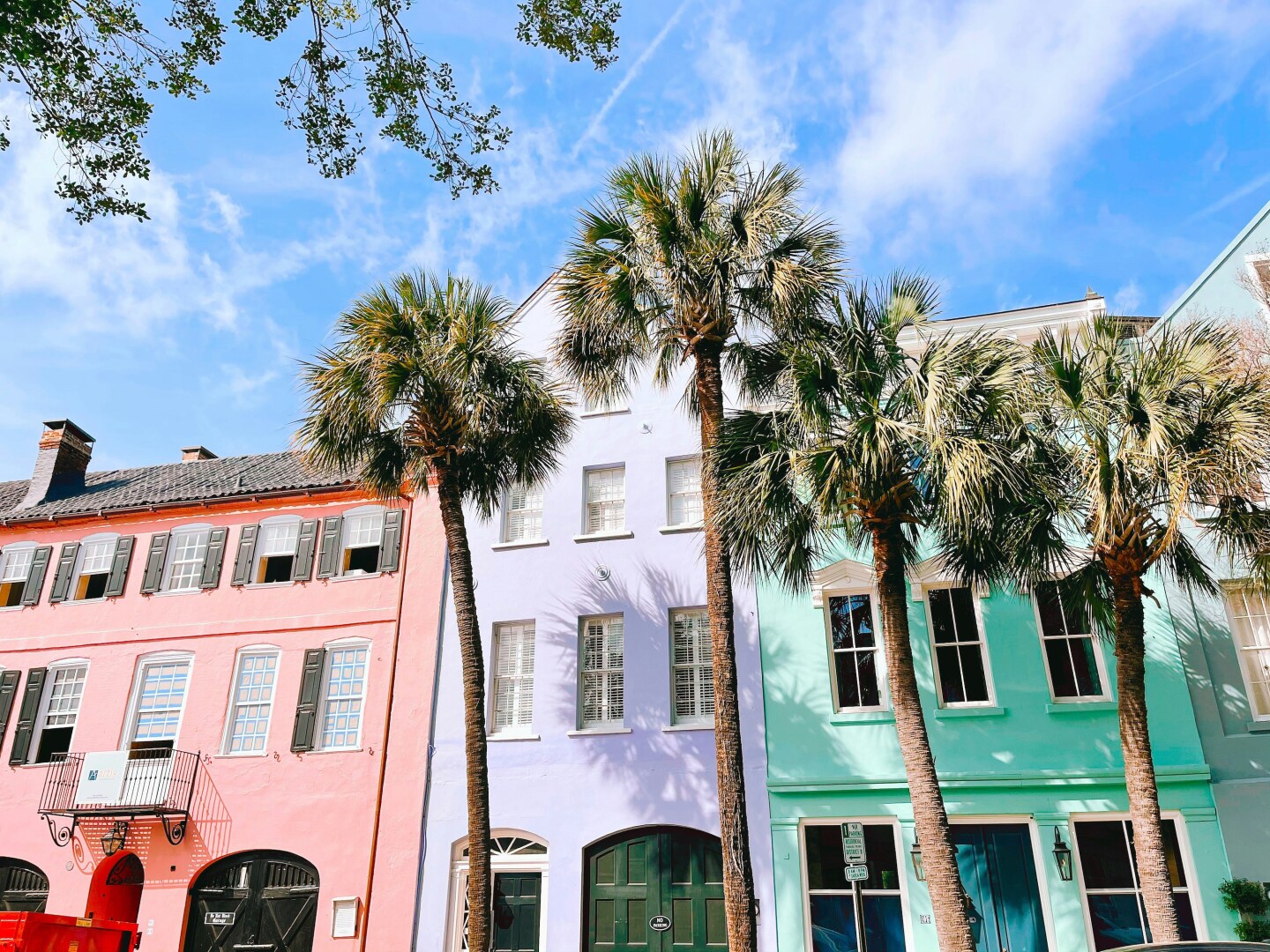 <a>Combine Bermuda with some notable coastal destinations along the East Coast, including colorful Charleston, on this intriguing Celebrity itinerary.</a>