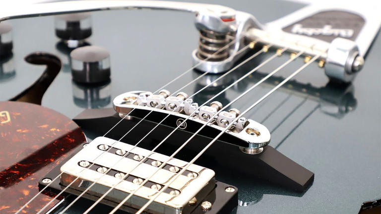  Mastery unveils a problem-solving archtop bridge for Bigsby B3 vibratos 