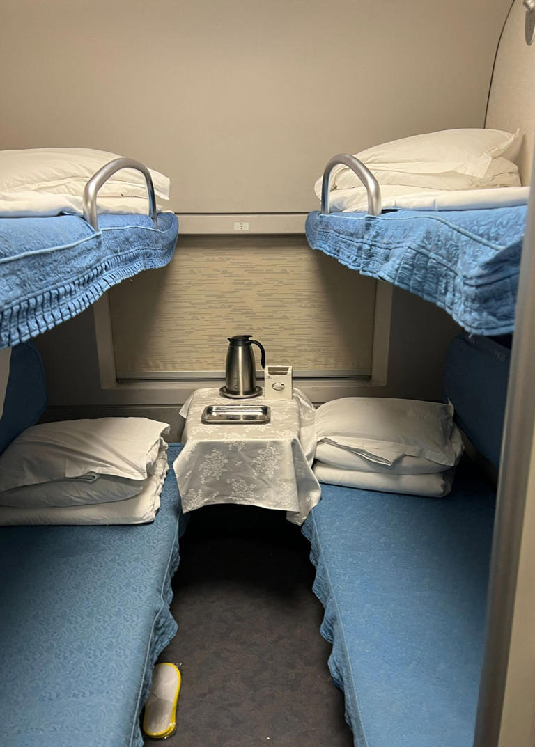 A sleeping compartment of the type to be used on the new overnight services between Hong Kong and Beijing and Shanghai. Photo: MTR