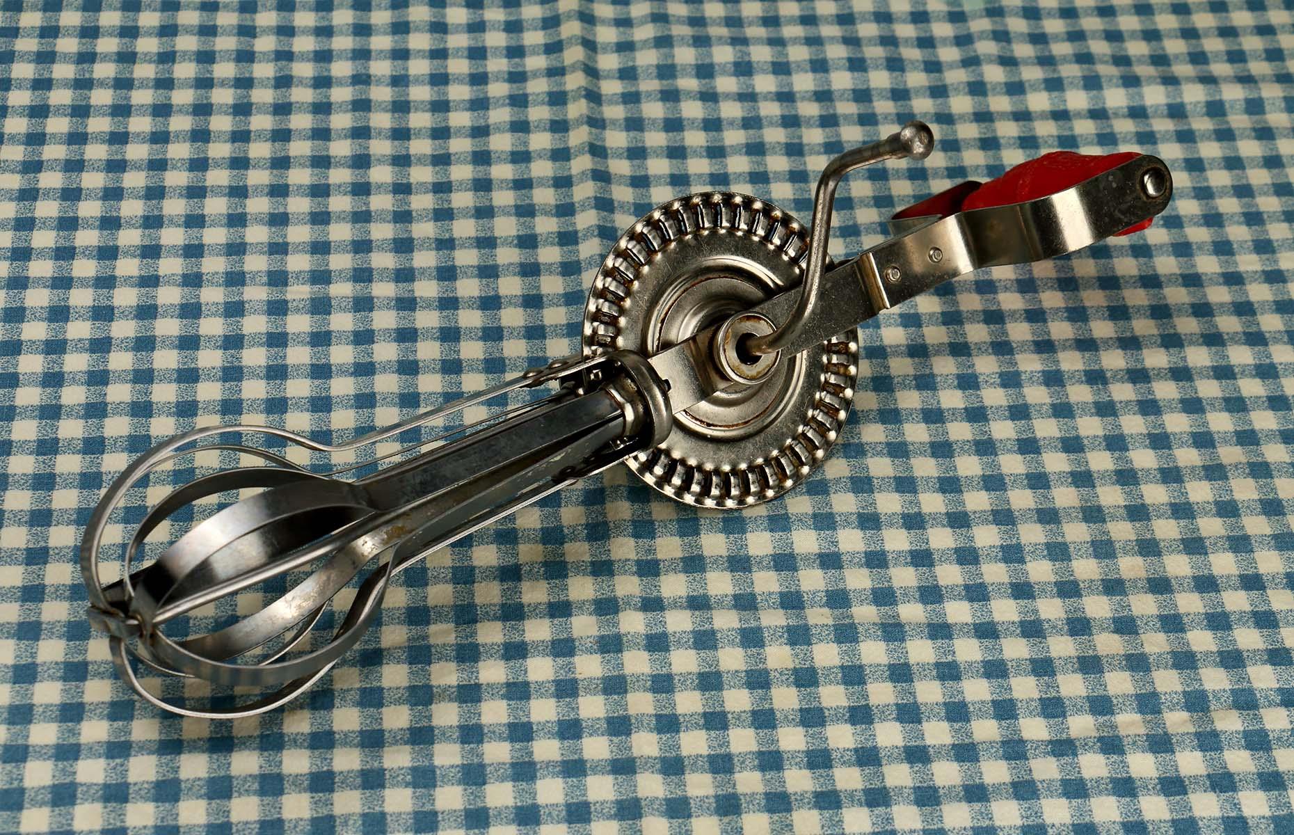 How Many Of These Retro Kitchen Items Do You Still Own?