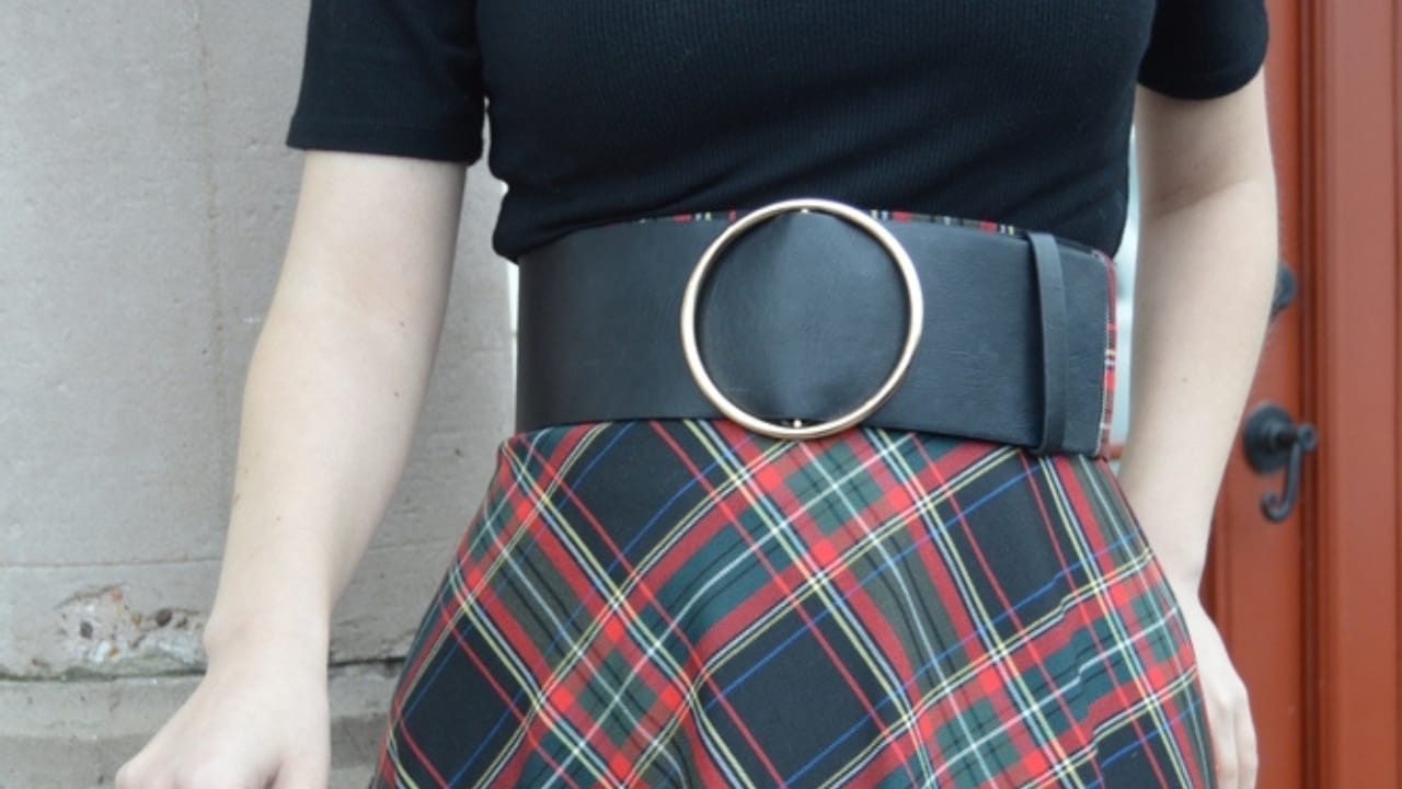 <p>Statement belts, a key accessory in the 2000s, are back in vogue. These belts, often oversized and adorned with large buckles, are a focal point of any outfit.</p> <p>Wearing a statement belt over dresses, blazers, or high-waisted pants can cinch the waist and add an element of interest to your ensemble. This trend is perfect for those who want to add a bold, stylish touch to their outfits.</p>
