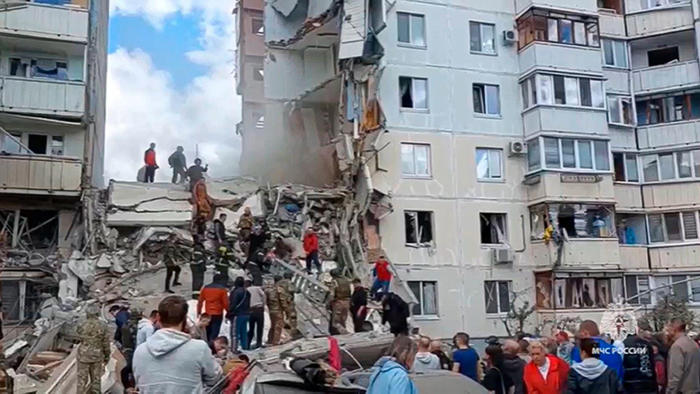bombas aéreas guiadas com que a rússia devastou a ucrânia estão a cair no próprio território