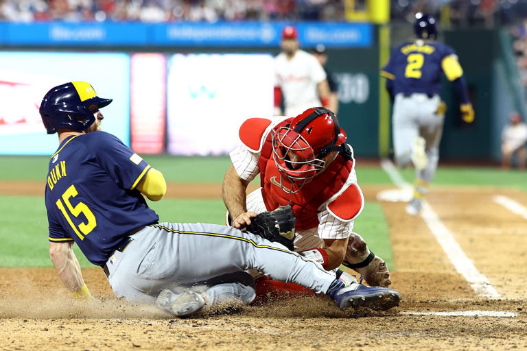 Phillies 2, Brewers 1 (10 innings): Offense is silent for second ...