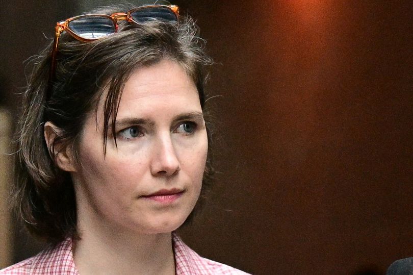 Amanda Knox Weeps As She Loses Slander Case Linked To Meredith Kercher ...