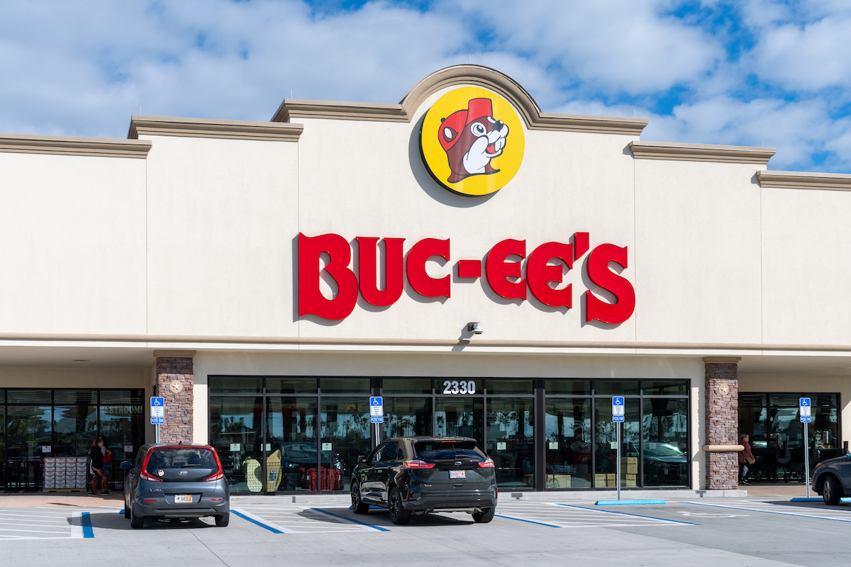 14 Reasons People No Longer Love Buc-ee's, According to Reddit