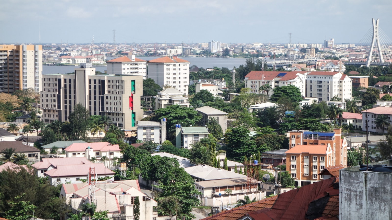 <p>Step into Lagos, Nigeria, and you’ll find yourself in what one user boldly describes as the epitome of ugliness. They point out the city’s terrible air quality, overcrowding, and lack of cleanliness. According to the user, Americans don’t truly know what “real ugly” is until they visit developing countries like Lagos.</p>