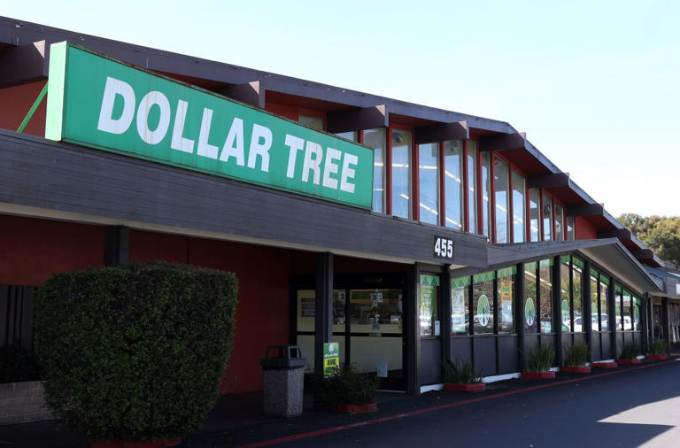 is-dollar-tree-stock-a-buy-hold-or-sell-after-earnings