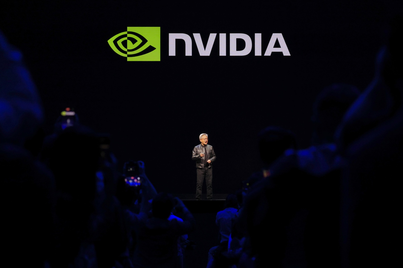 Nvidia Supera 3 Billones De Dólares En Bolsa Y Adelanta A Apple Como ...