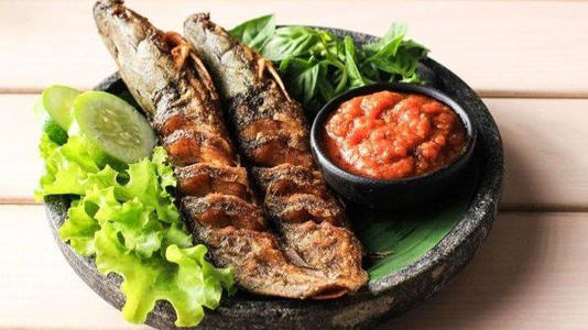Ilustrais ikan lele, salah satu jenis ikan yang bagus untuk meningkatkan kecerdasan otak (sajiansedap.grid.id)