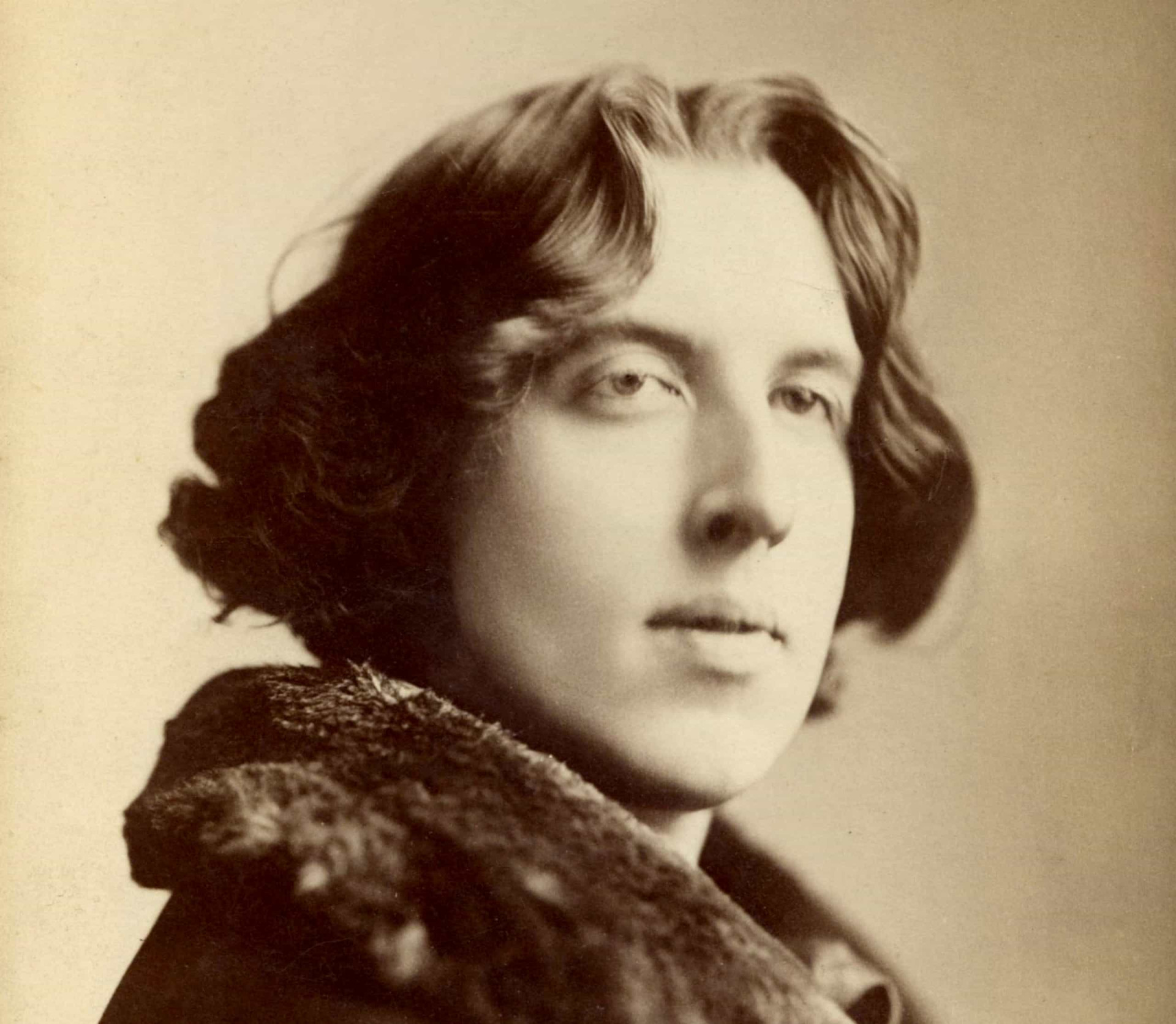 <p>Born in Dublin, <a href="https://www.starsinsider.com/travel/283631/ireland-forever-the-emerald-isle" rel="noopener">Ireland</a>, on October 16, 1854, Oscar Wilde was one of the most celebrated poets and dramatists of his era. Known for his acclaimed works, including 'The Picture of Dorian Gray' and 'The Importance of Being Earnest,' as well as his flamboyant lifestyle, eccentric  dress sense, and extraordinary wit, Wilde lived a short but full and controversial life and died aged only 46. His plays have been the subject numerous stage, film, and television adaptations, and have influenced a generation of actors, writers, and directors.</p><p><a href="https://www.msn.com/en-us/community/channel/vid-7xx8mnucu55yw63we9va2gwr7uihbxwc68fxqp25x6tg4ftibpra?cvid=94631541bc0f4f89bfd59158d696ad7e">Follow us and access great exclusive content every day</a></p>