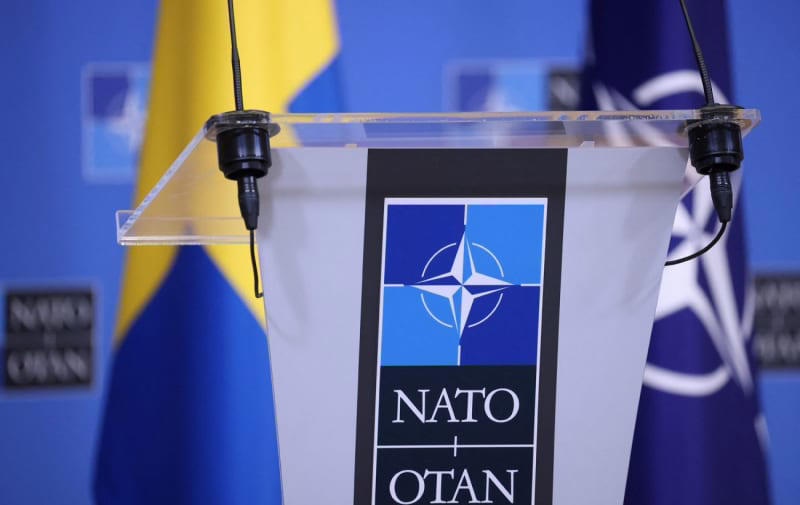 nato to share intelligence with ukraine after authorizing strikes on russia