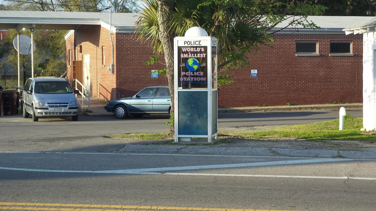<p><span>You don’t have to get tangled up with the law to make a stop at this station. There’s only enough room for one person to fit in there at a time. </span></p><p><span>While it’s no longer operational, this phone-booth-turned-police-station used to help the small town of Carrabelle mitigate a high volume of long-distance calls hogging the police phone. Now, it makes for a great souvenir photo-op. </span></p><p><span>Location: 102 Ave A N, Carrabelle, FL 32322</span></p>