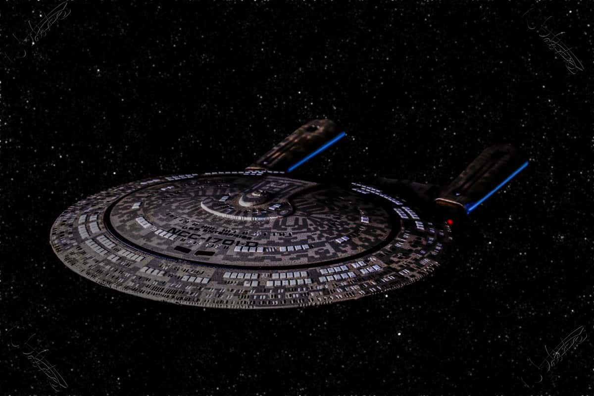 <p>The <em>Enterprise</em> in the original series measures 953.7 feet long; more than the length of three football fields. <em>Enterprise-D</em> in <em>TNG </em>is more than twice that length, and measures 2,103 feet. That’s the size of the entire Paramount Studio lot in Hollywood.</p>