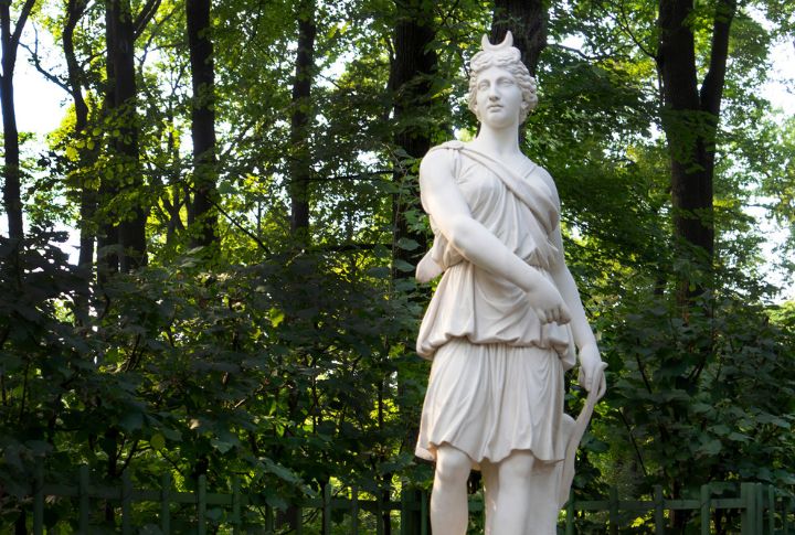 <p>Sister to Apollo, Artemis roams the forests with her bow, protector of the wild and patron of hunters. She is also associated with the moon, illuminating the night for her pursuits. In the myths, Artemis is known for her ferocious independence and protective nature and ensures the safety of women and children.</p>