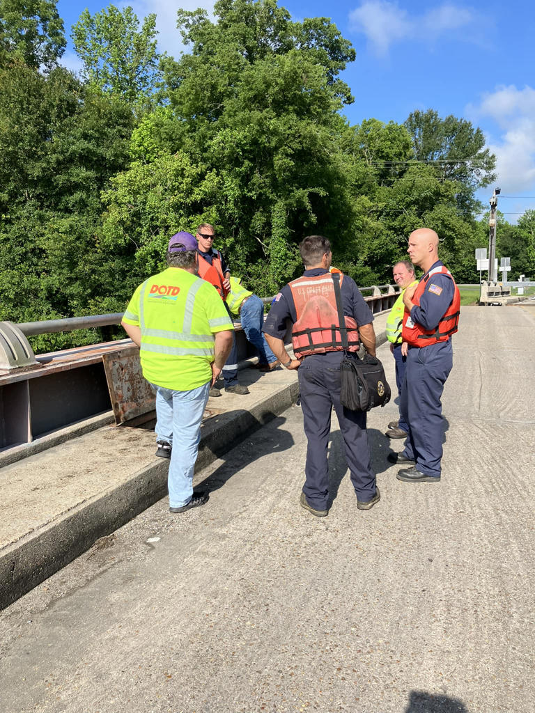 Boat hits Grosse Tete Bridge in Iberville Parish; closed until further ...