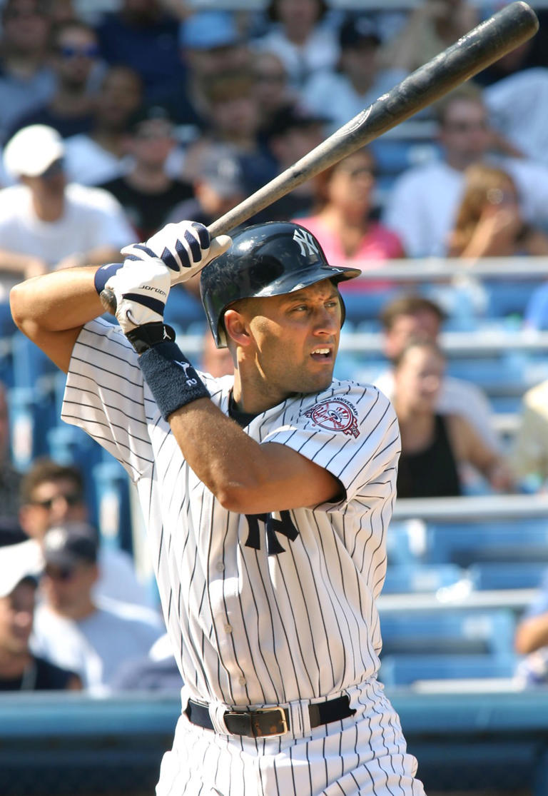 Twins’ Royce Lewis honors childhood idol Derek Jeter during Bronx trip