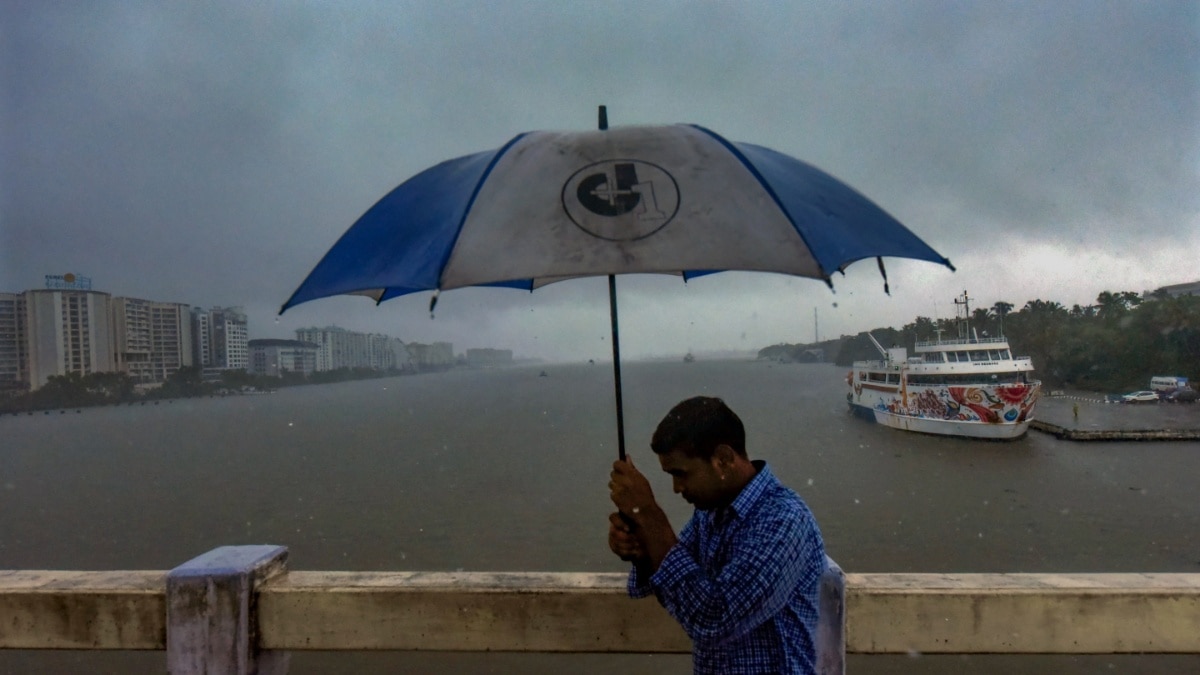 IMD Issues Orange Alert For Heavy Rain In Several Kerala Districts ...