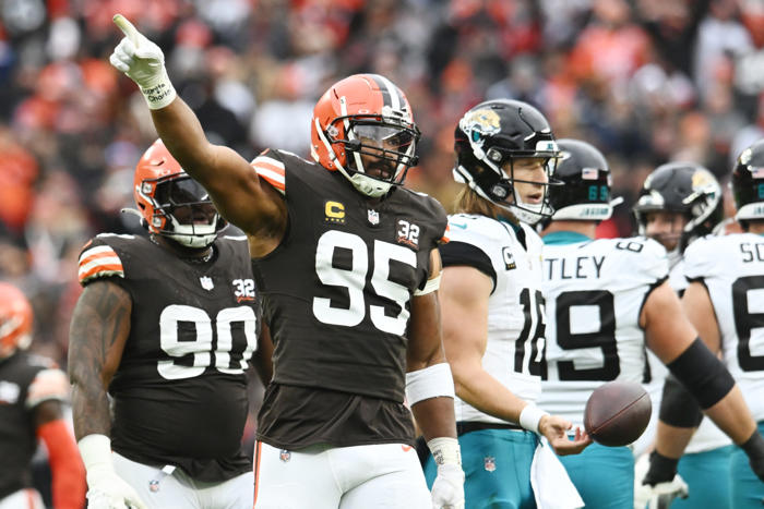 browns defensive line earns top 5 rating from pff
