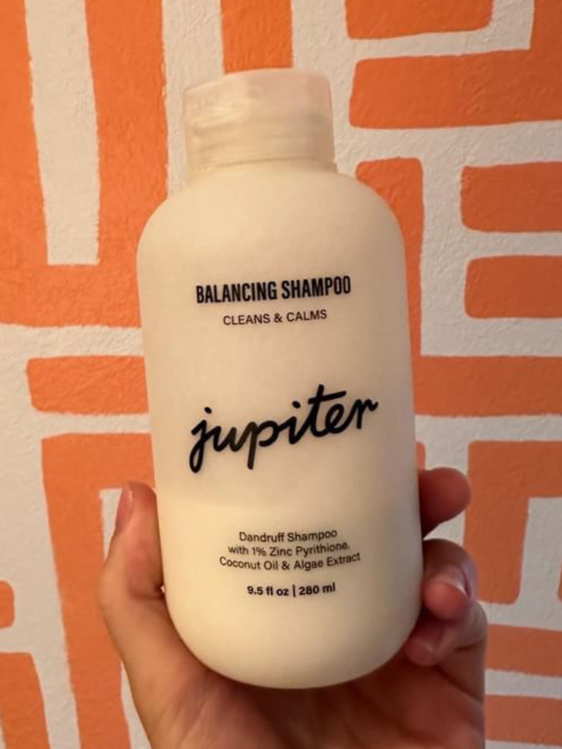 12 Best Dandruff Shampoos, According to Dermatologists and Hair Stylists