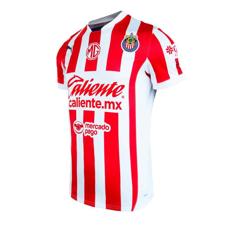 Chivas presenta jersey para la temporada 20242025