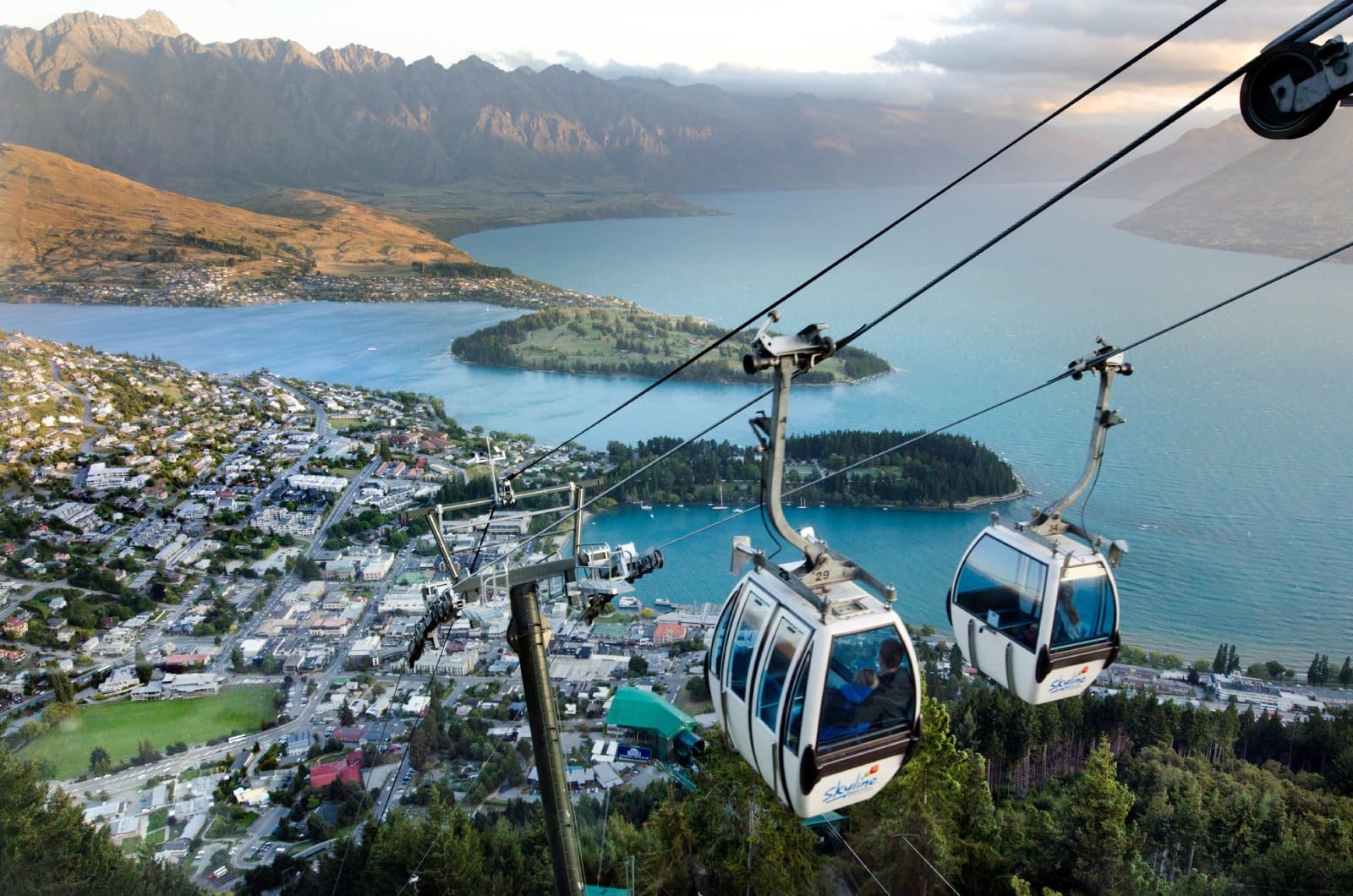 <p class="wp-caption-text">Image Credit: Shutterstock / ChameleonsEye</p>  <p>In New Zealand, local communities in adventure hubs like Queenstown find that American thrill-seekers often come with little respect for the natural environment they’re so eager to explore.</p>