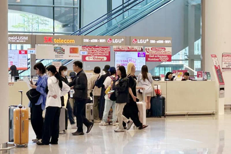 30日、韓国・マネートゥデイは「記録的な円安を受けて日本を訪れた外国人観光客が、その足で韓国にも訪れるケースが増えている」と伝えた。写真は仁川国際空港。