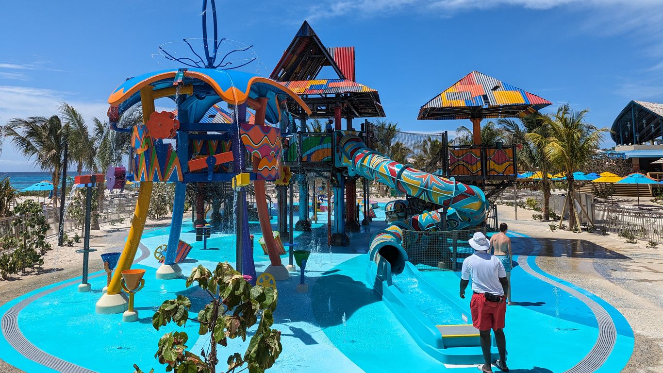 This family water play area will help you quickly forget there’s no pool on the island. The design is inspired by a Junkanoo shack, with vibrant colors all around. Kids of all ages, even those in swim diapers, are welcome here.