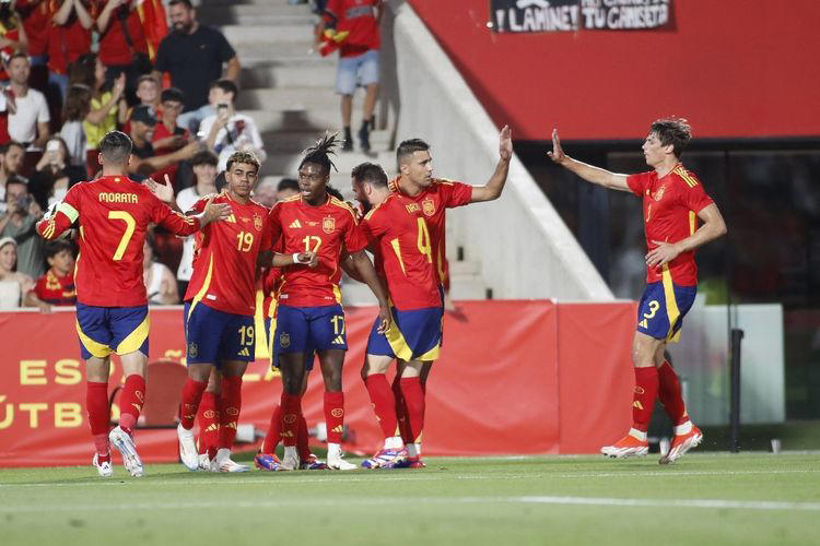 spanyol vs kroasia, modric sebut la roja tim favorit di euro 2024