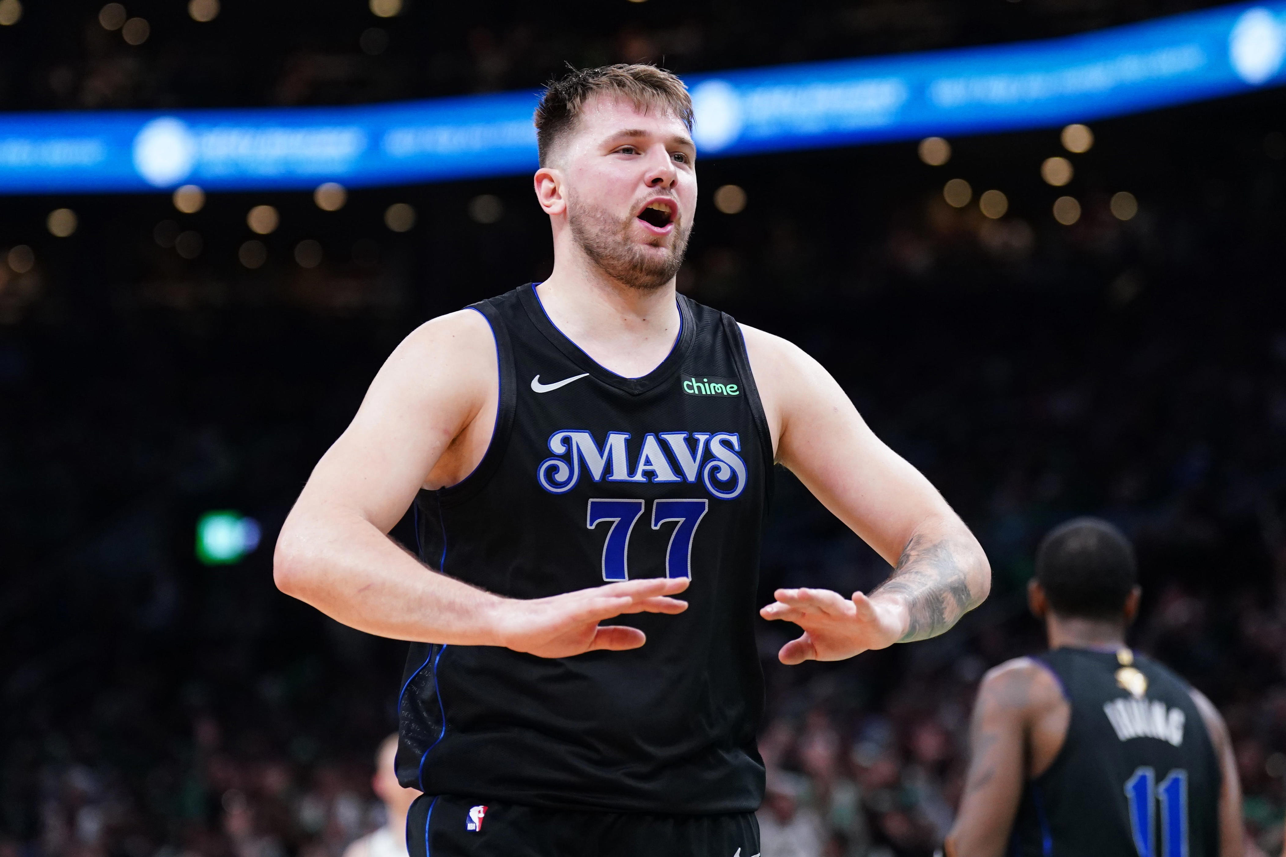 Luka Doncic Injury Update: Latest News On Mavericks Star's Knee Sprain ...