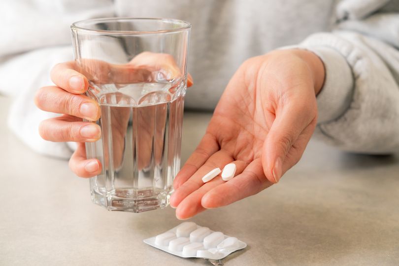 Experts on when to take paracetamol and ibuprofen and whether you can