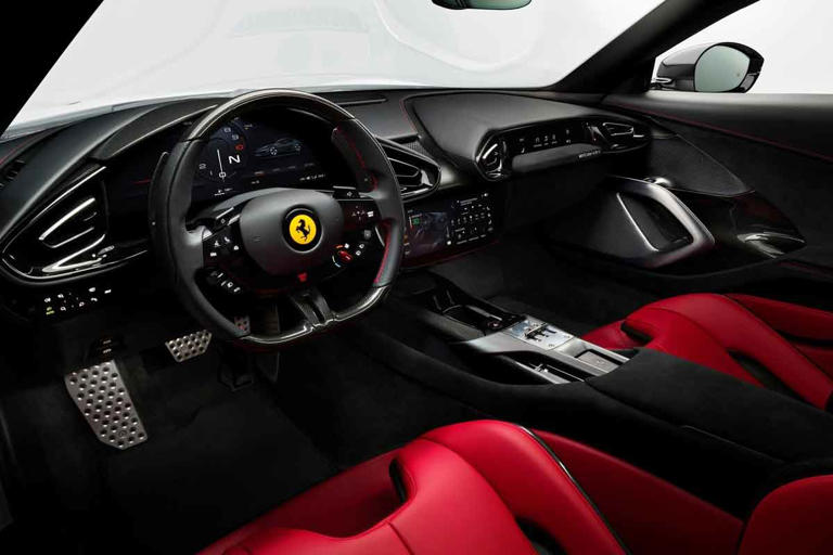 칠린드리 12 예시 ? 출처 : Ferrari