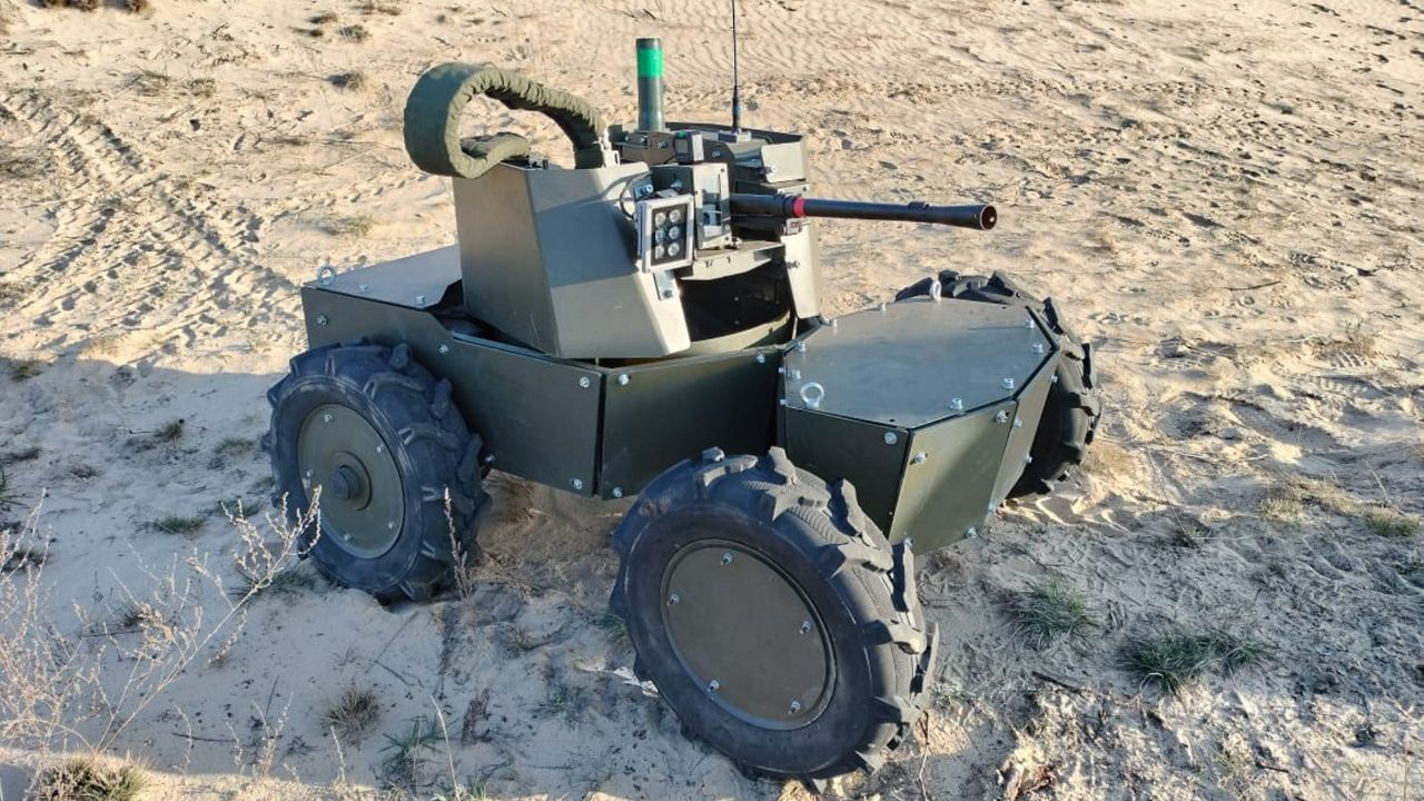Ukraine preparing to fight Putin - with kamikaze robot army