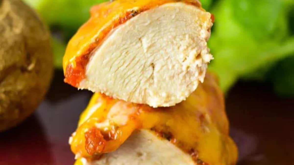 Cheesy Salsa Chicken