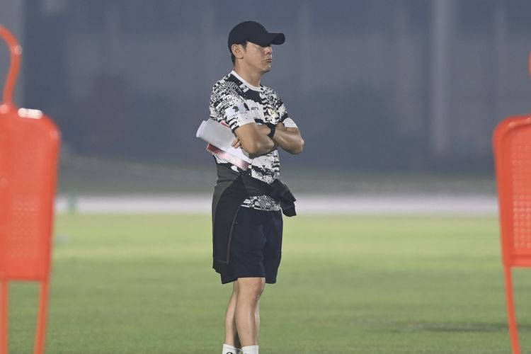 Baru Pisah dari Ulsan, Shin Tae-yong Jadi Incaran Timnas dan Klub