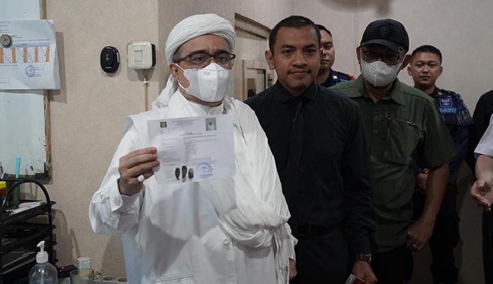 Hari Ini Rizieq Shihab Eks Pemimpin FPI Bebas Murni, Apa Kasusnya?